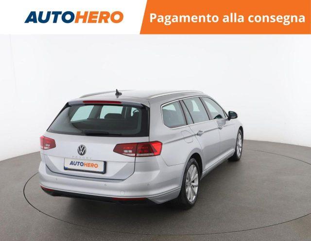 VOLKSWAGEN Passat Variant 2.0 TDI SCR EVO DSG Business