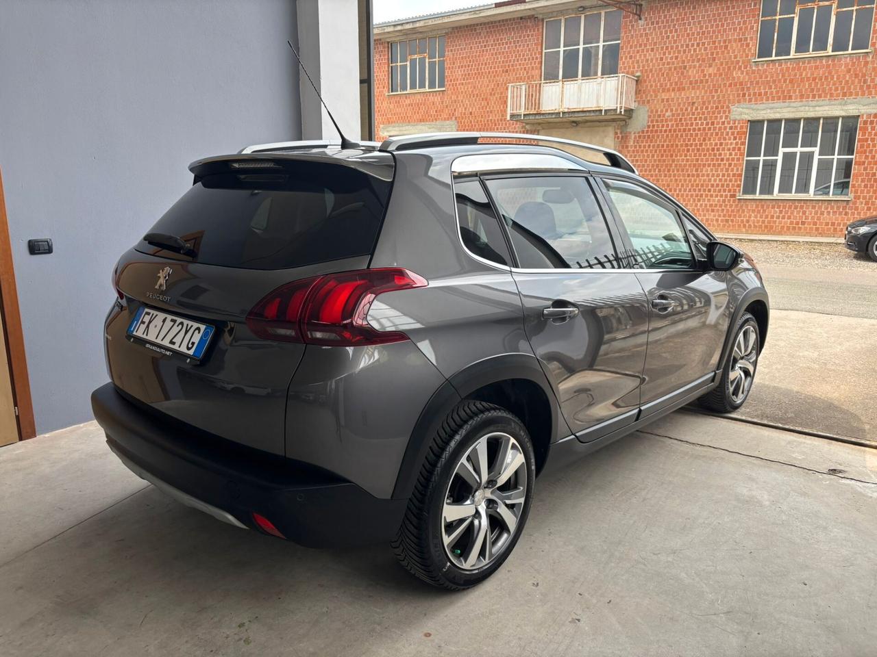Peugeot 2008 BlueHDi 100 GT Line
