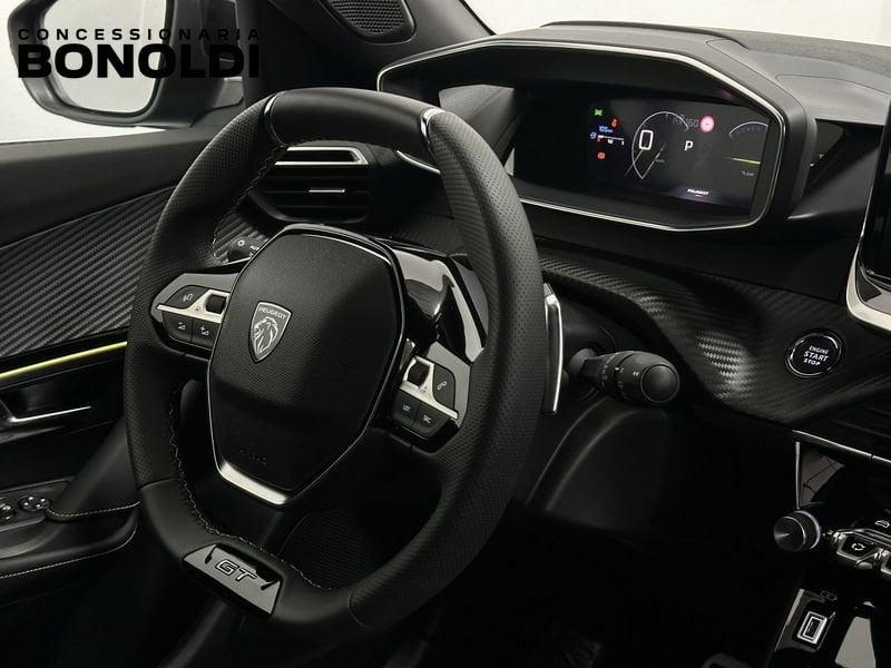 Peugeot 2008 Hybrid 136 e-DCS6 GT auto