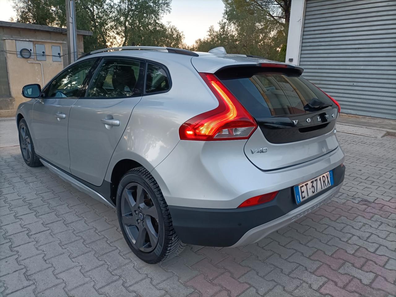 Volvo V40 Cross Country D2 1.6 Business