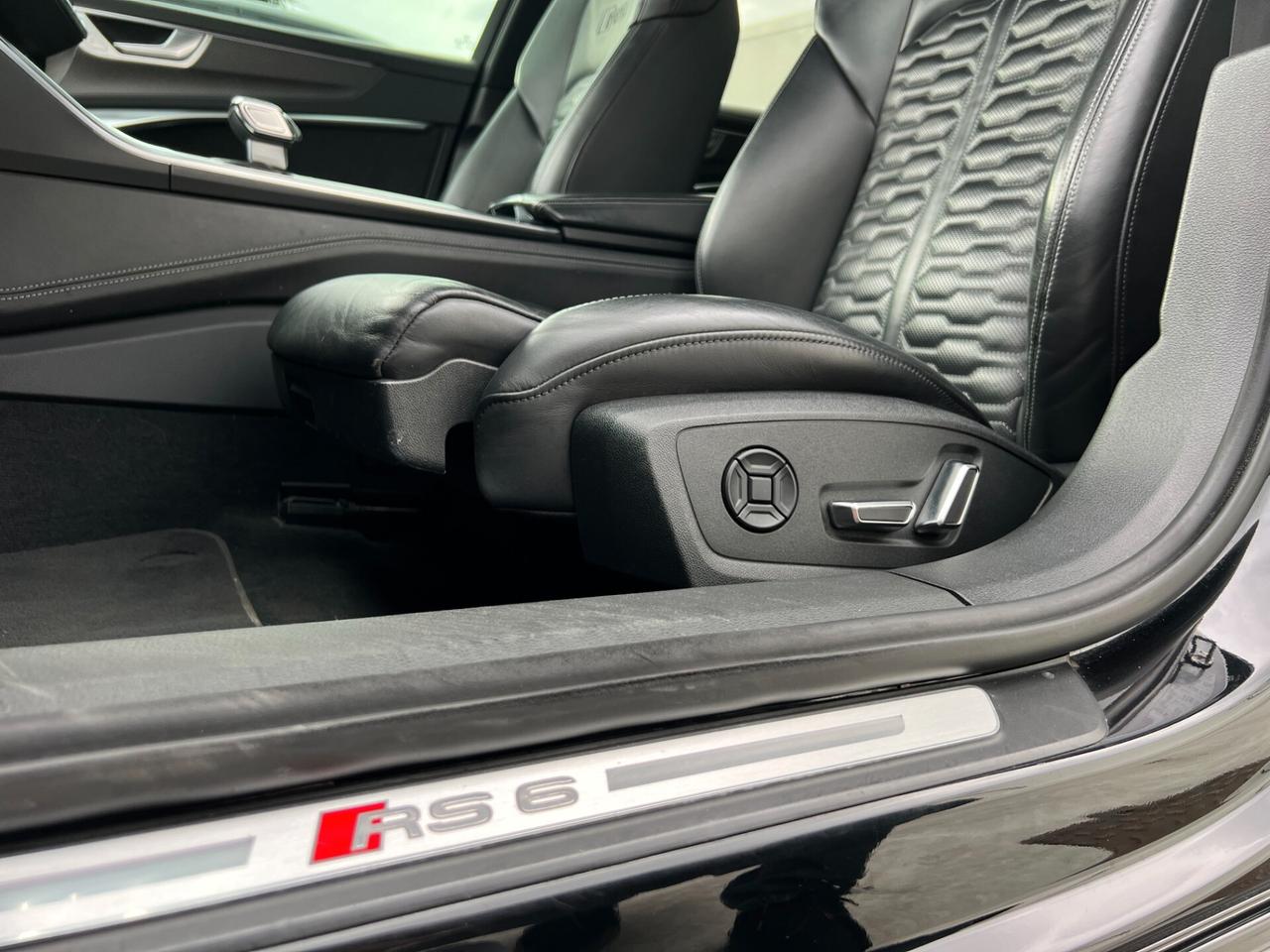 Audi RS6 RS 6 Avant 4.0 TFSI V8 quattro tiptronic