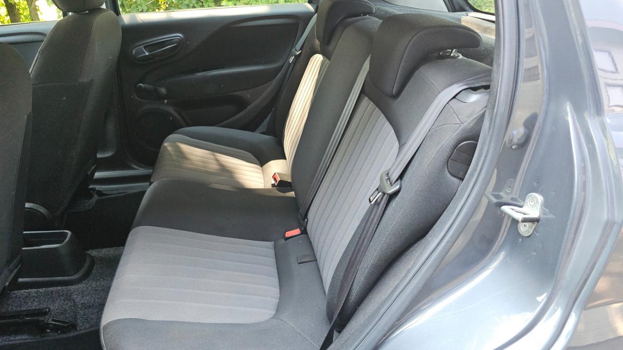 Fiat Punto 1.2 8V 5 porte Street SOLO 19.700 KM!!!!