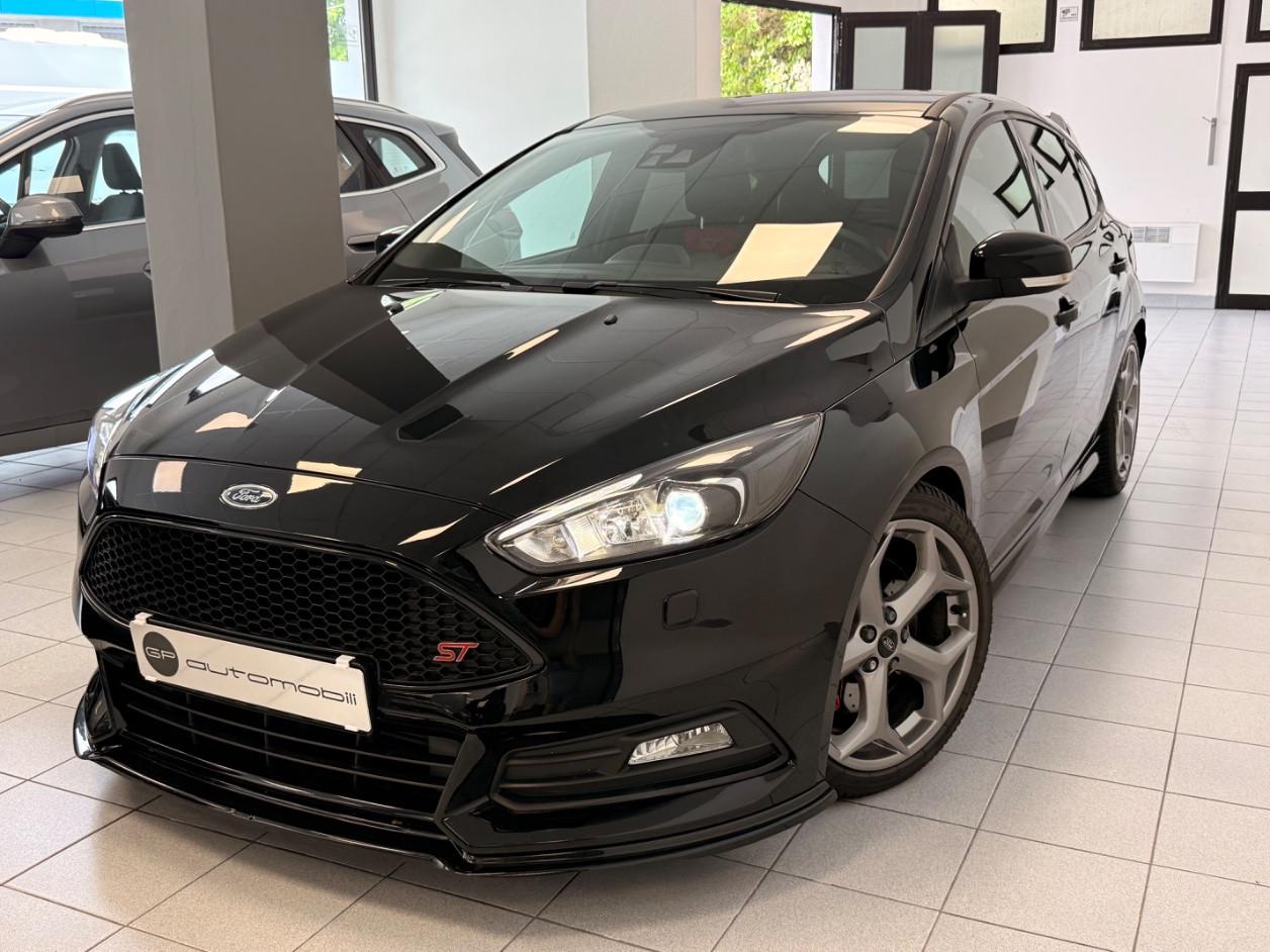 Ford FOCUS ST 2.0 250CV MANUALE