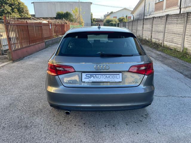 AUDI A3 1.6 TDI S tronic Attraction