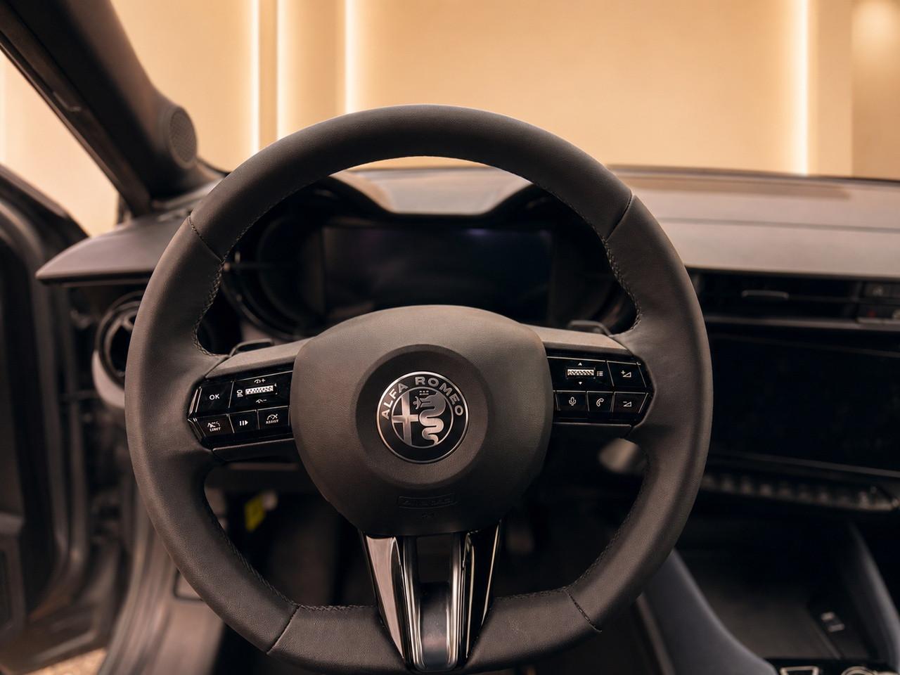 ALFA ROMEO Junior - Junior 1.2 ibrida 145cv edct6