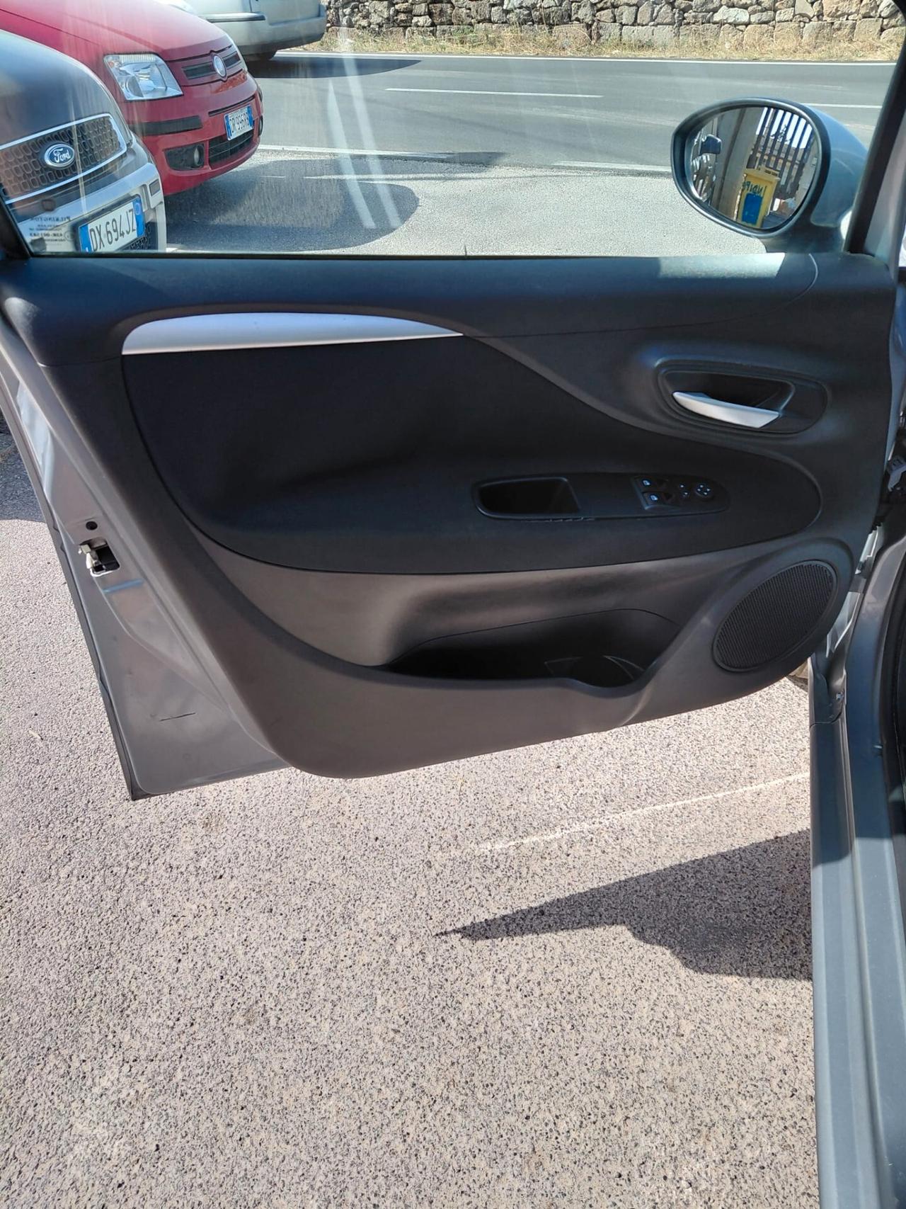 Fiat Punto 1.3 MJT II S&S 95 CV 5 porte Sport