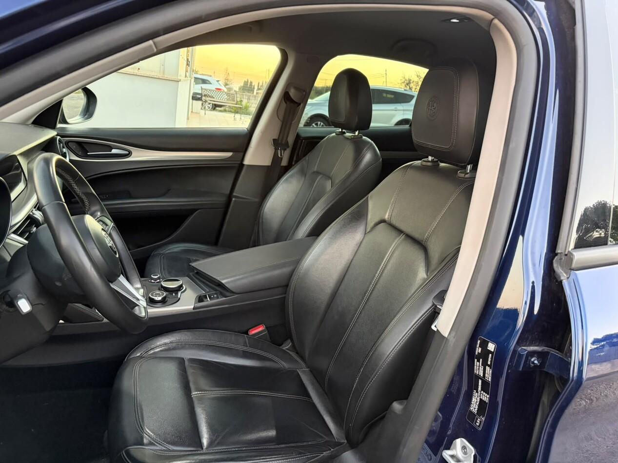Alfa Romeo Stelvio 2.2 t Super rwd 180cv auto