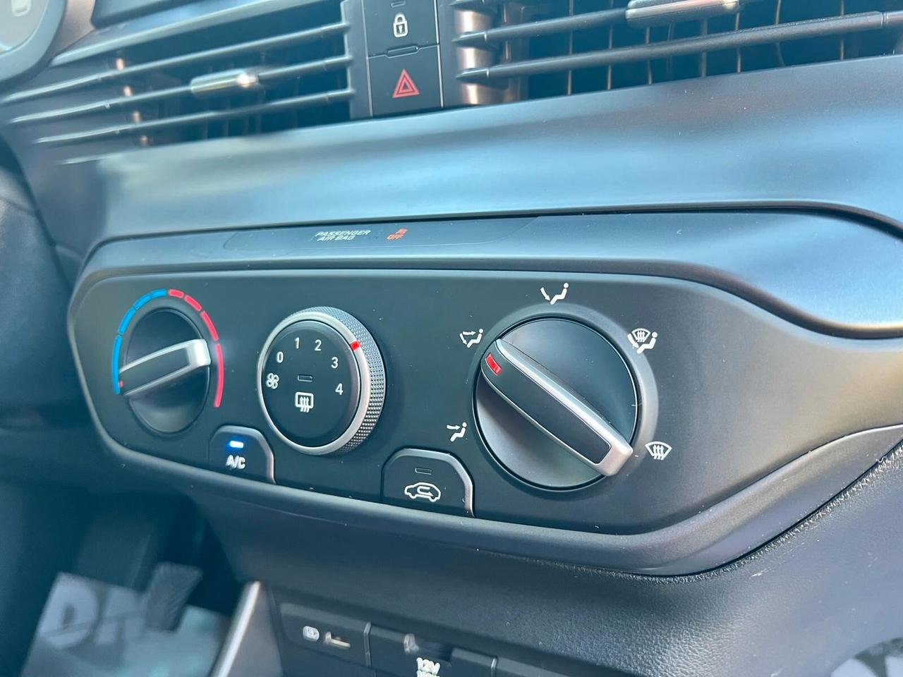 Hyundai i20 1.2 MPI Bose 51000 KM UNIPRO