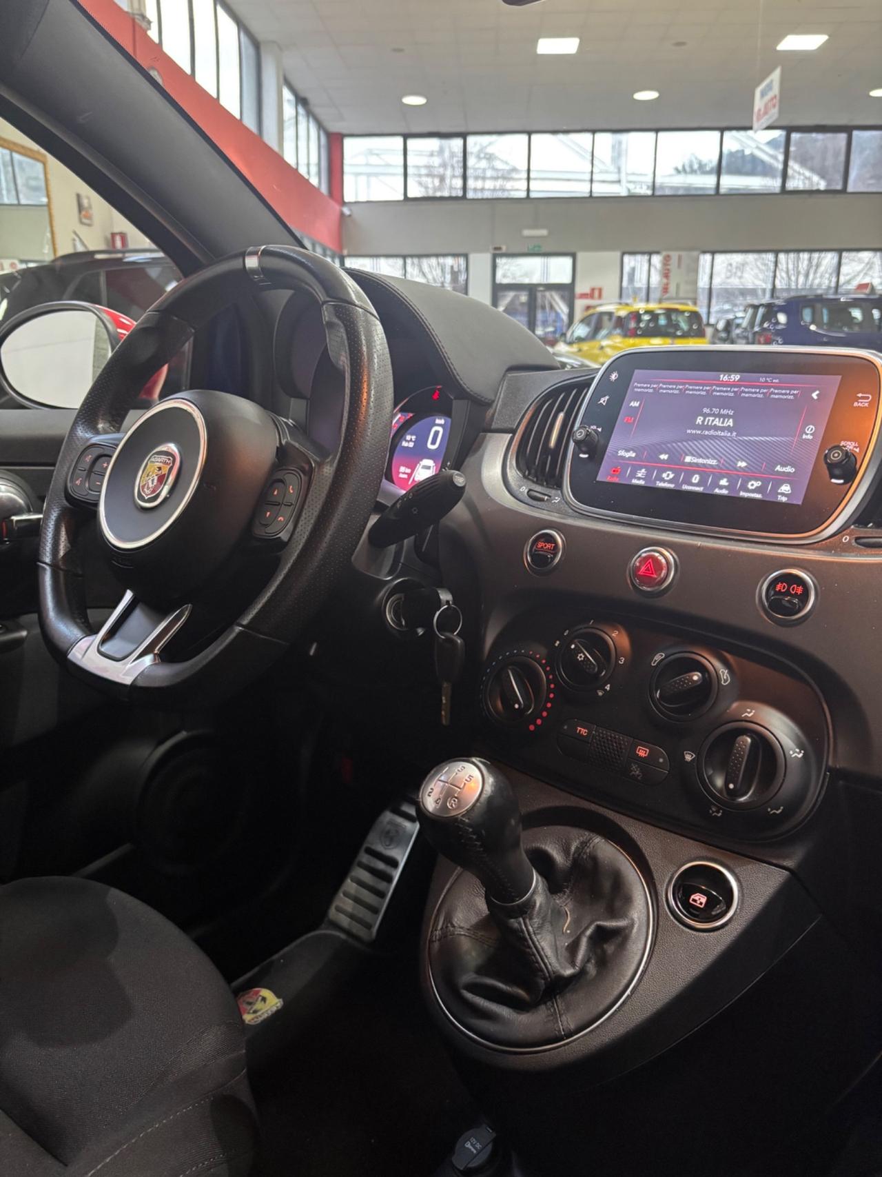 Abarth 595 1.4 Turbo T-Jet 160 CV Pista