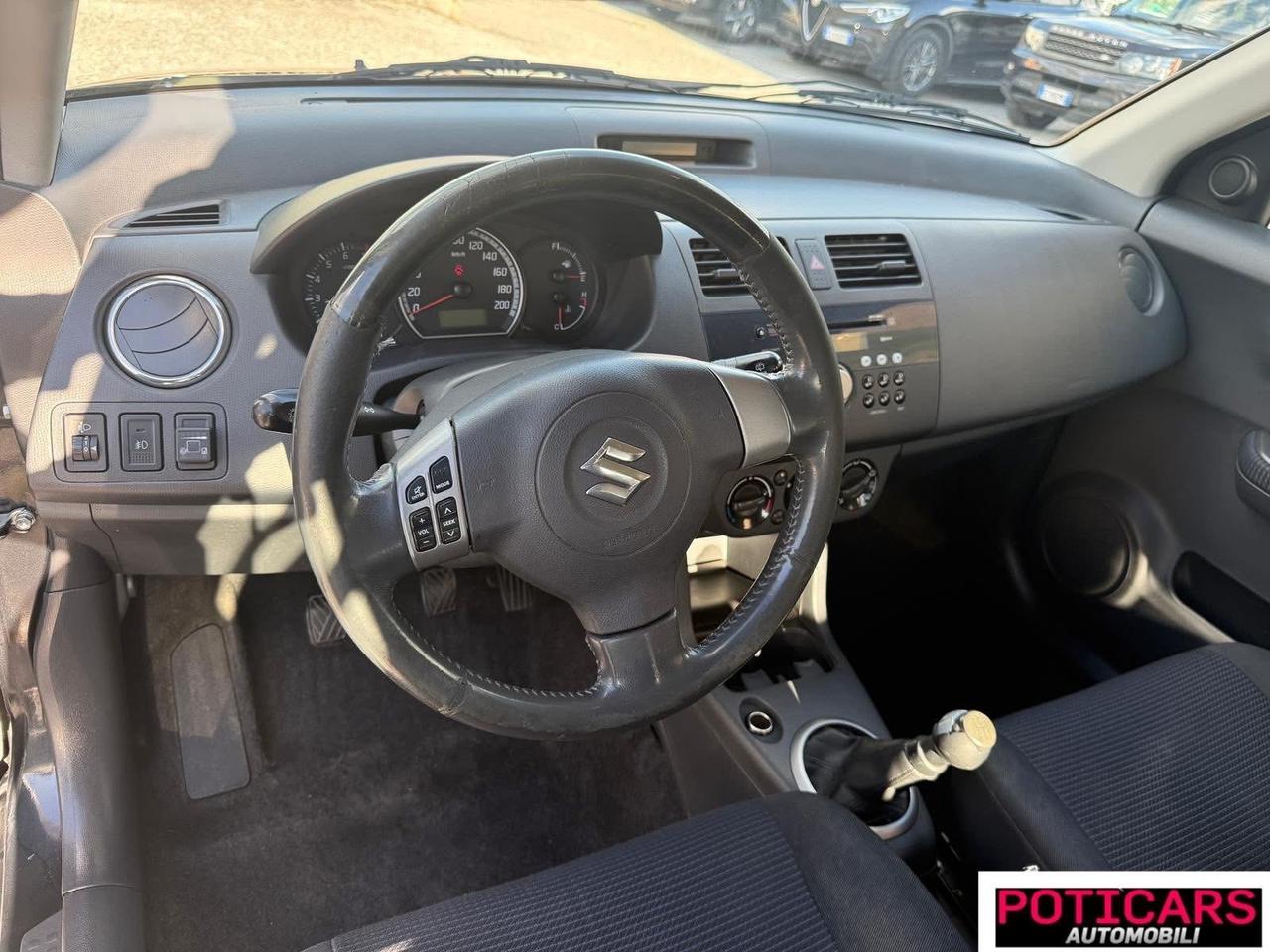Suzuki Swift 1.3 4x4 BENZINA / GPL