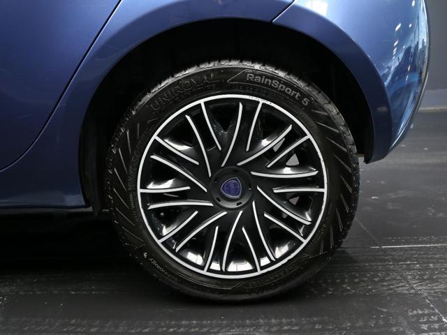 LANCIA Ypsilon 1.0 FireFly 5 porte S&S Hybrid Silver Plus