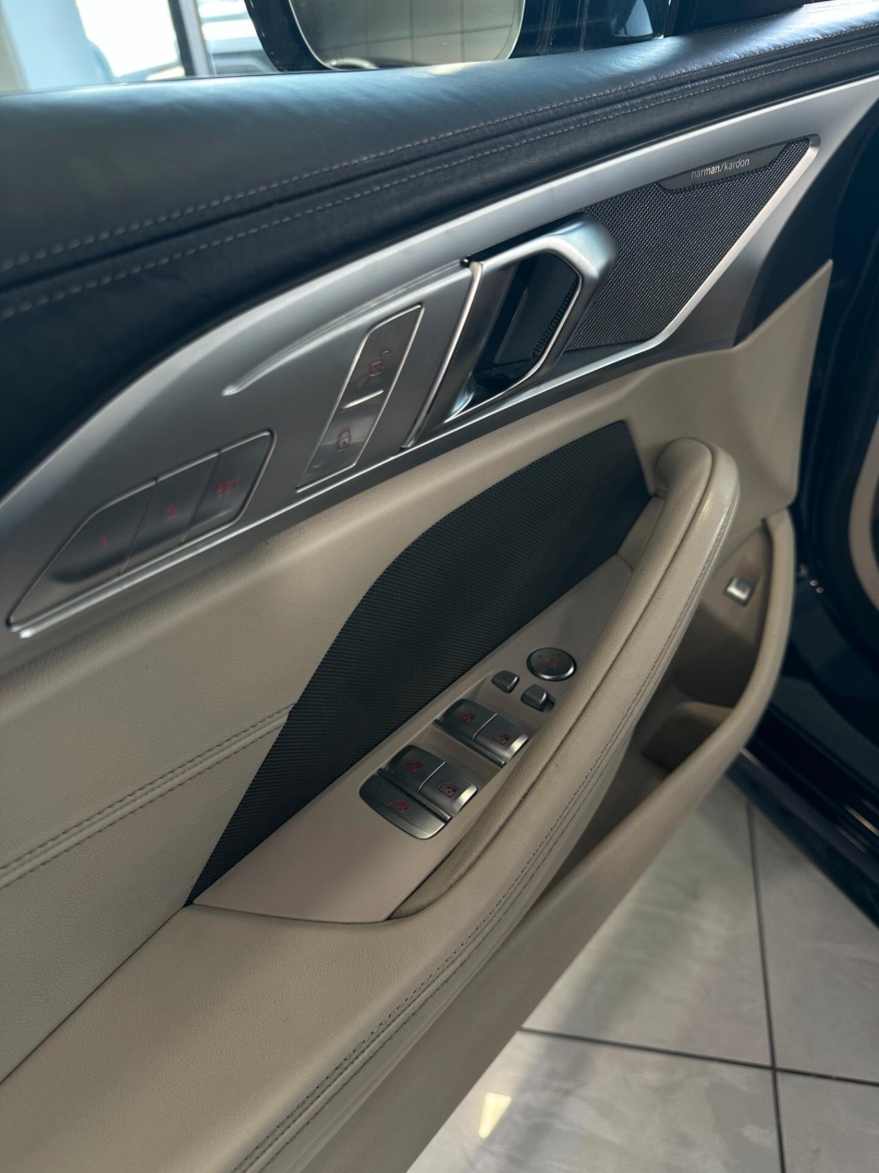 BMW M850 GranCoupè CarbonCore ScaricoAkrapovic Certificata BMW
