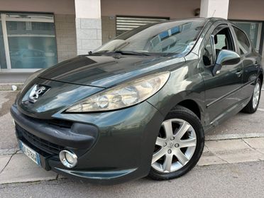 Peugeot 207 1.6 HDi 110CV 5p. Féline