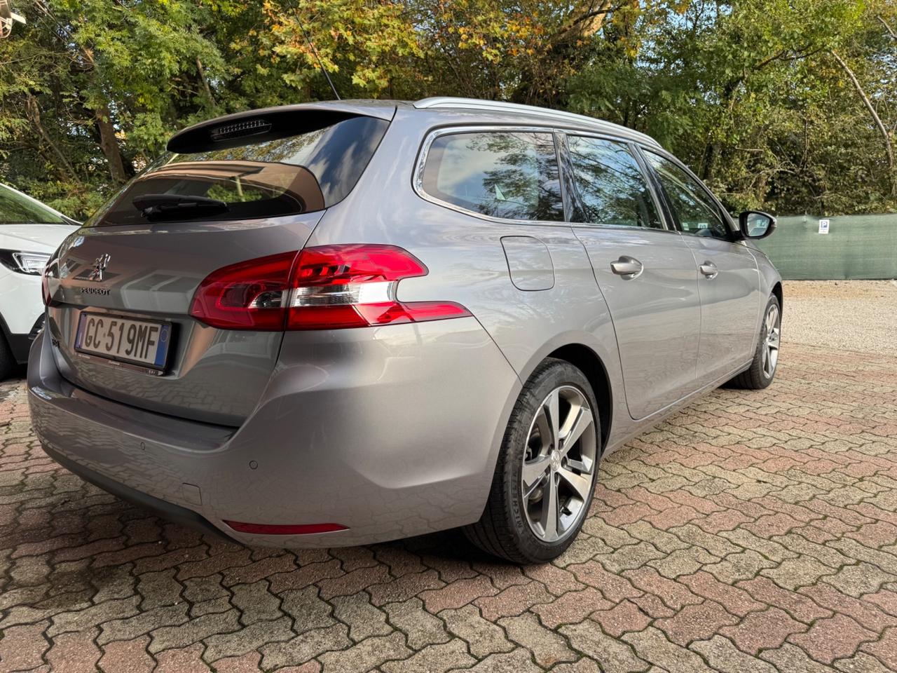 Peugeot 308 BlueHDi 130 S&S EAT8 SW Allure* FULL OPTIONAL *