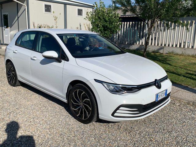 VOLKSWAGEN Golf 1.0 eTSI EVO DSG Life