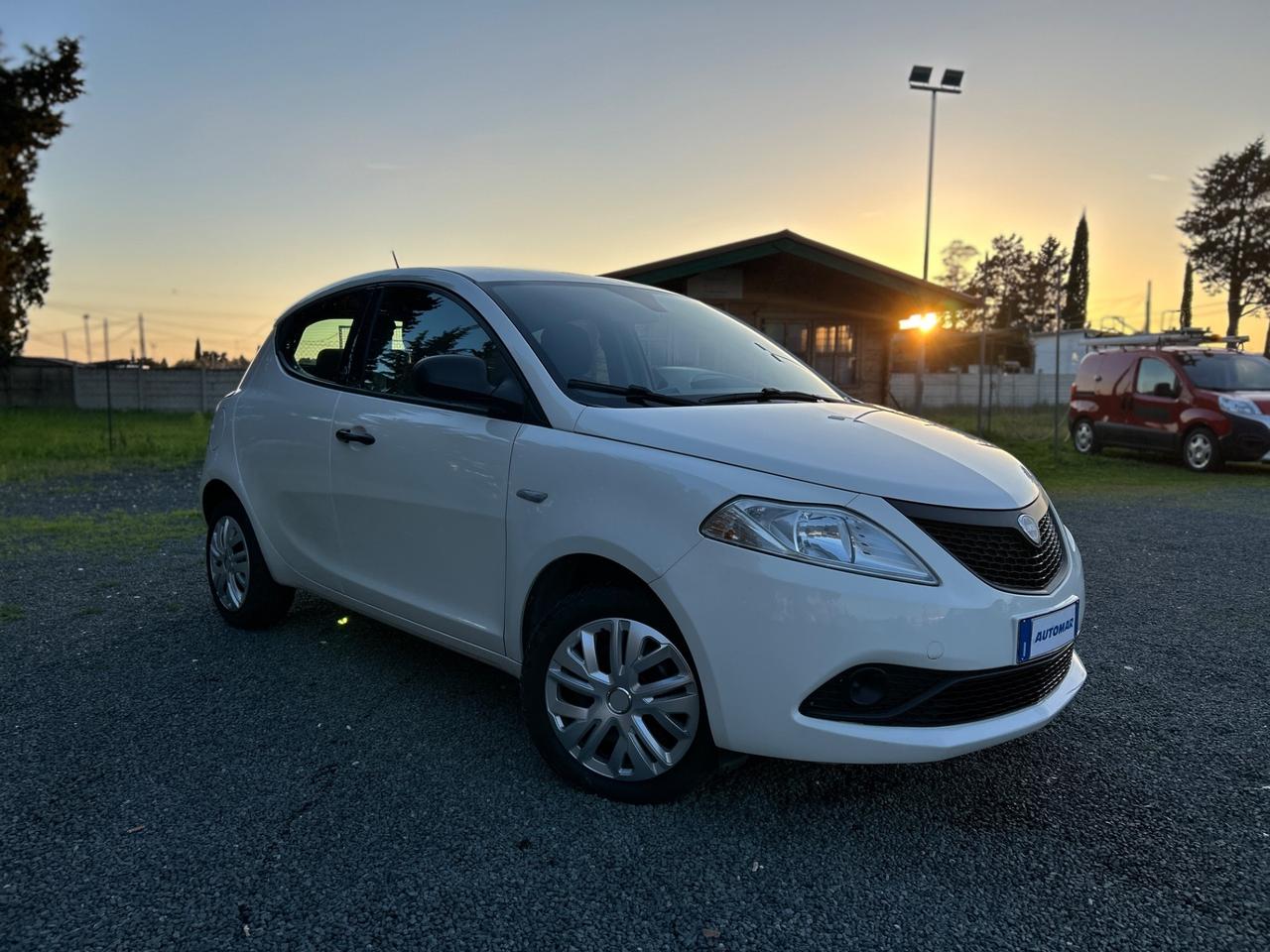 Lancia Ypsilon 1.0 Hybrid*NEOPATENTATI*UNIPRO*