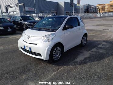 Toyota iQ 1.0 Active (sol) cvt E5