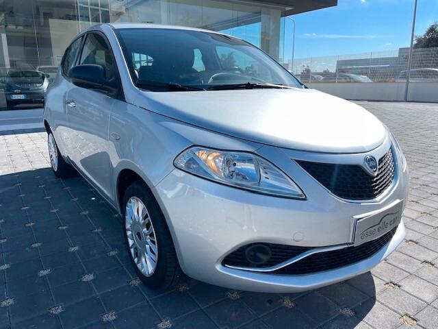 Lancia Ypsilon 1.2 69 CV 5 porte Silver 2018