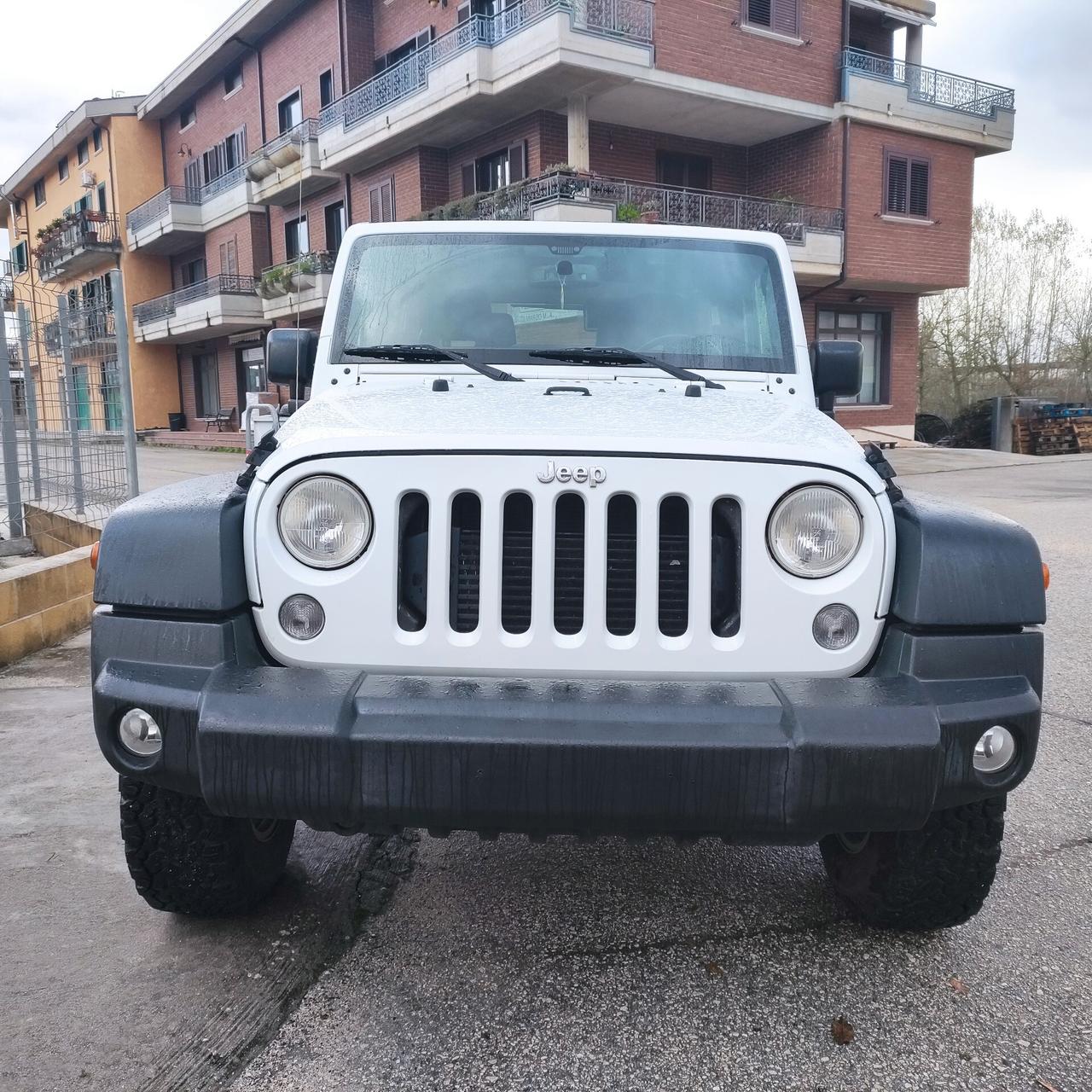 Jeep Wrangler 2.8 CRD DPF Sahara