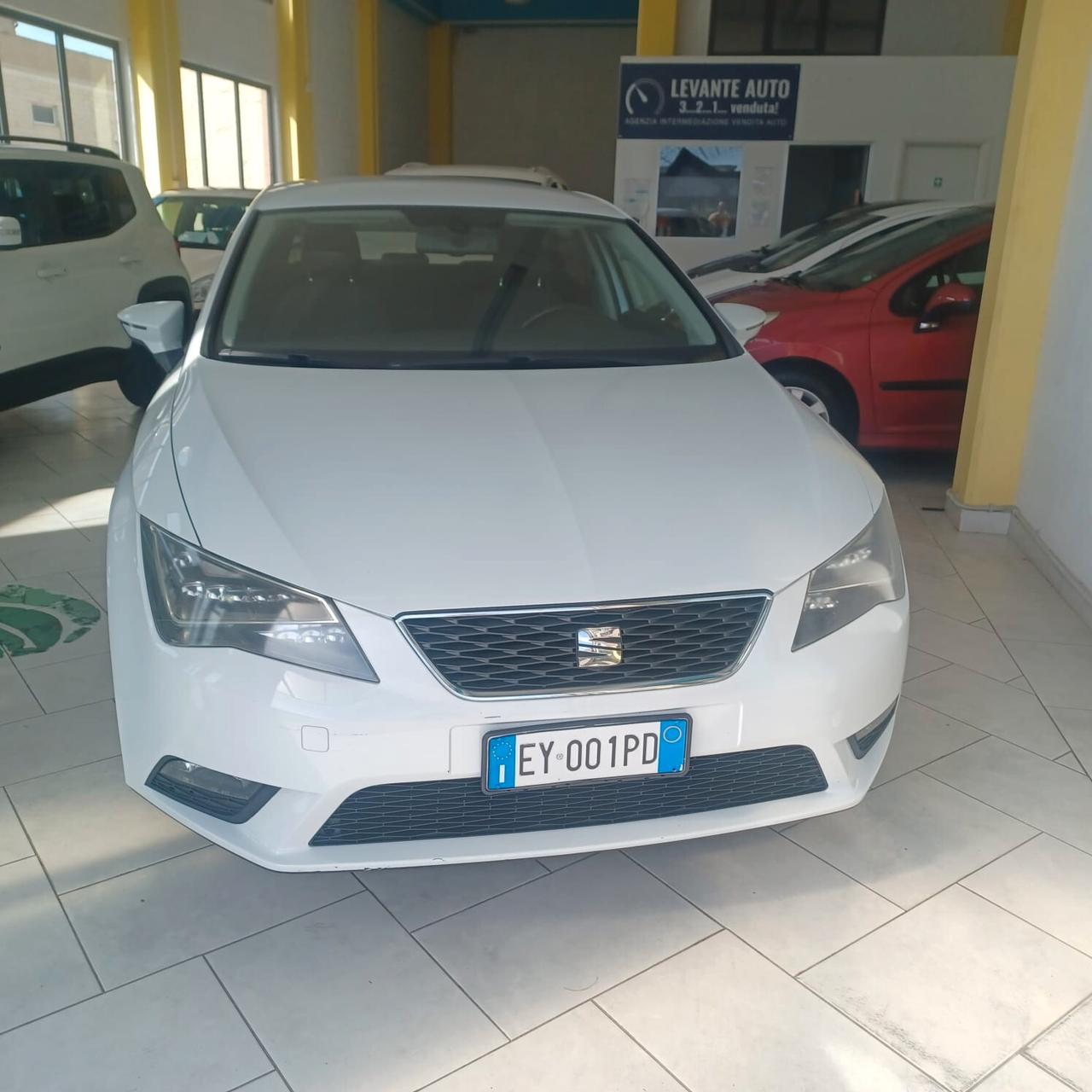 REGOLARMENTE TAGLIANDATA LEON 1.6 TDI PERFETTA