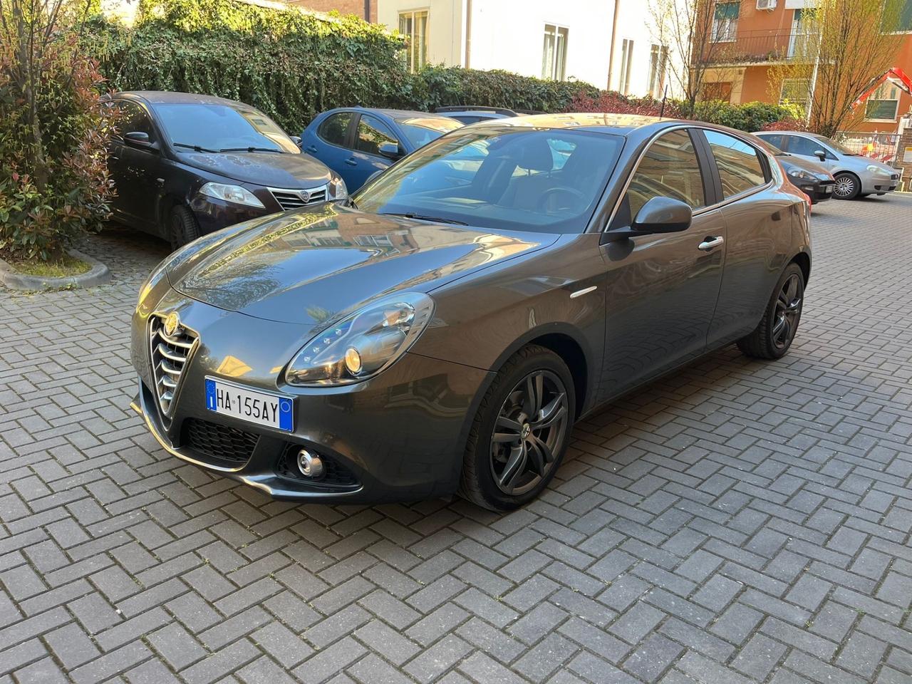 Alfa Romeo Giulietta 1.6 JTDm-2 105 CV Exclusive