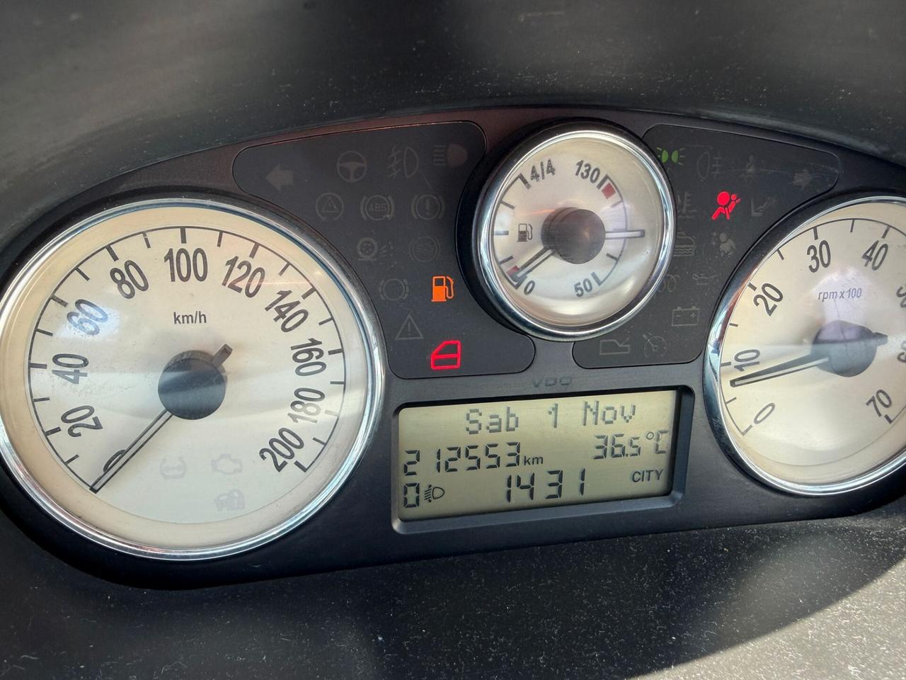 Lancia Ypsilon 1.2 16V Platino