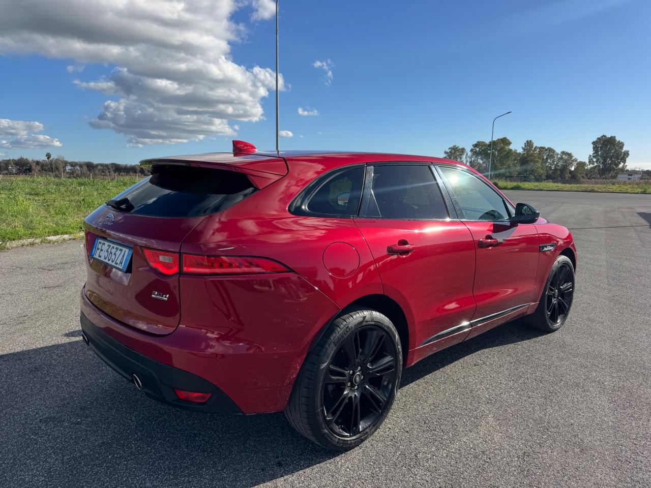 Jaguar F-Pace 3.0 D V6 300 CV AWD aut. Prestige