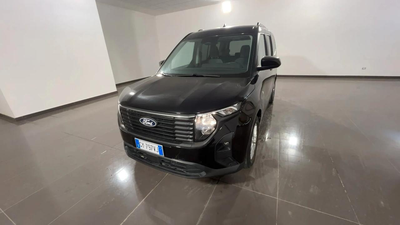 Ford Tourneo Courier 1.0 EcoBoost Titanium
