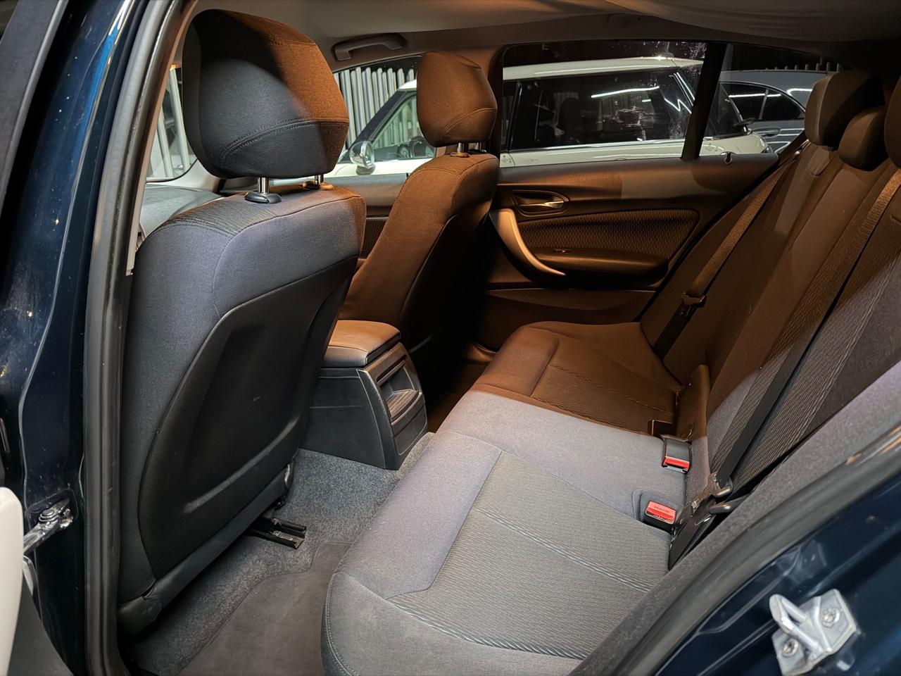 Bmw 116 116d 5p. Sport 116cv Okneopatentati