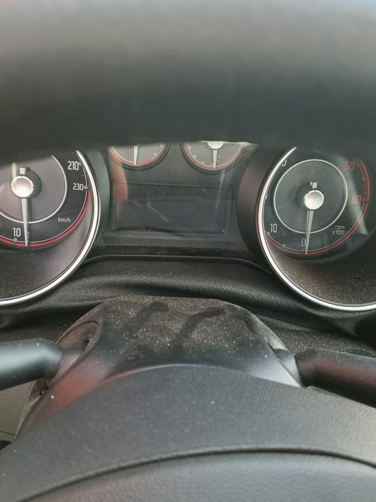 Fiat Punto 1.3 MJT II 75 CV 5 porte Virgin Radio