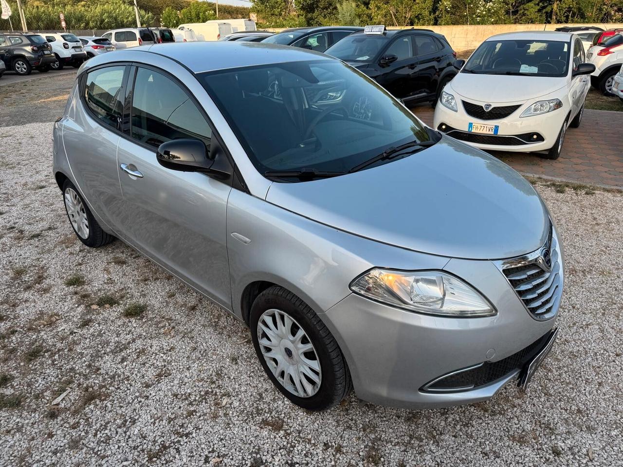 LANCIA - Ypsilon - 1.2 69 CV 5p. GPL - NEOPATENTATI - FINANZIABILE - PERMUTE