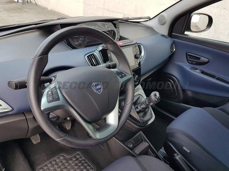 Lancia Ypsilon Ypsilon 1.0 firefly hybrid Platino s&s 70cv