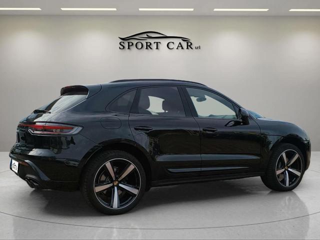 PORSCHE Macan 2.0