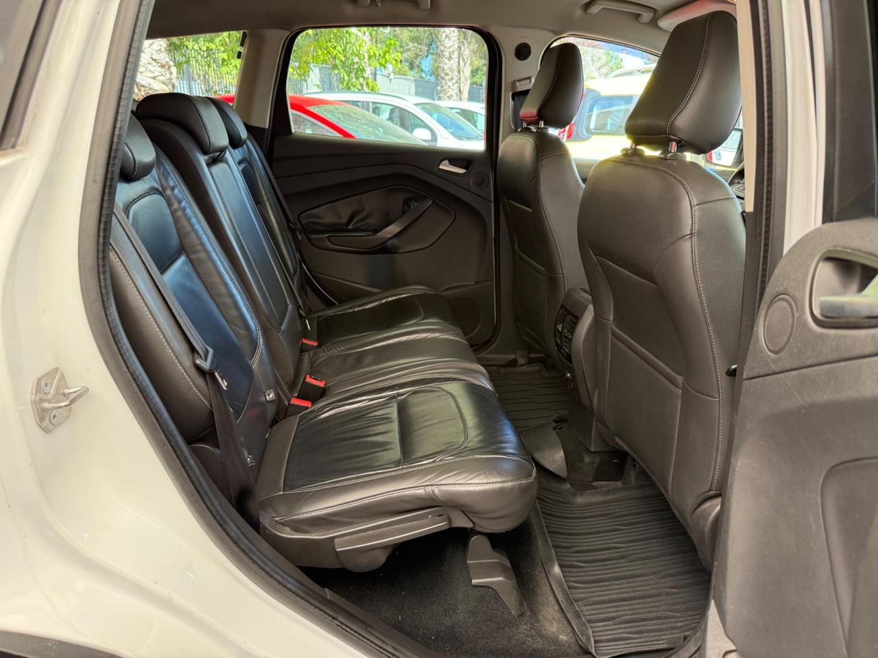 Ford Kuga 1.5 TDCI 120 CV S&S 2WD Powershift Edition