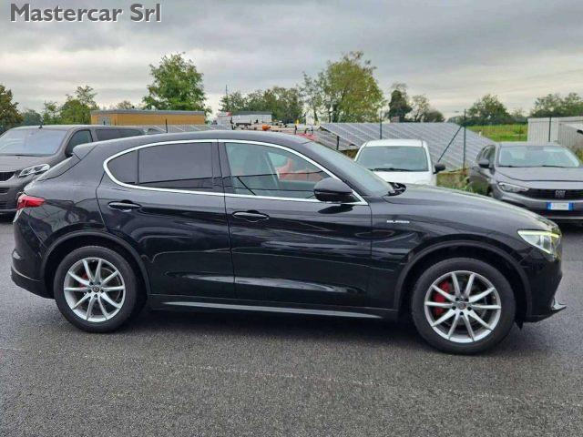 ALFA ROMEO Stelvio Stelvio 2.2 t Executive Q4 190cv auto - GF824LF