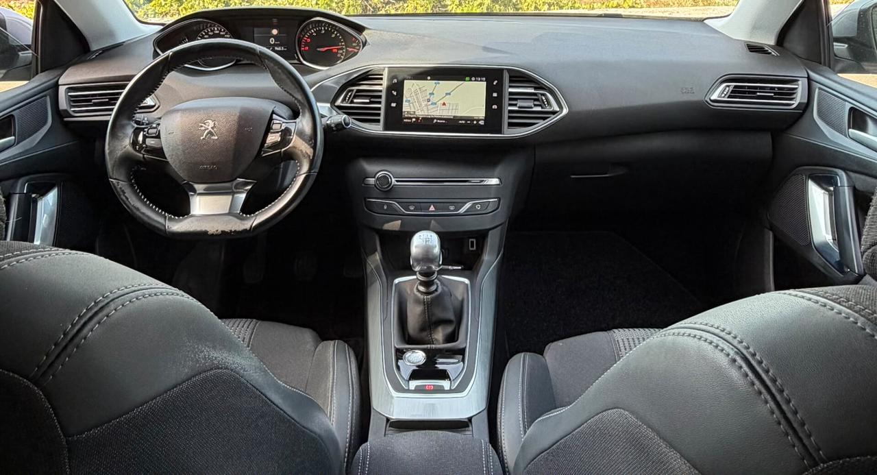 Peugeot 308 BlueHDi 130 S&S Allure