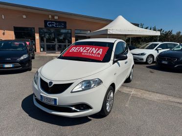 Lancia Ypsilon 1.2 BENZINA 69CV SILVER 2016