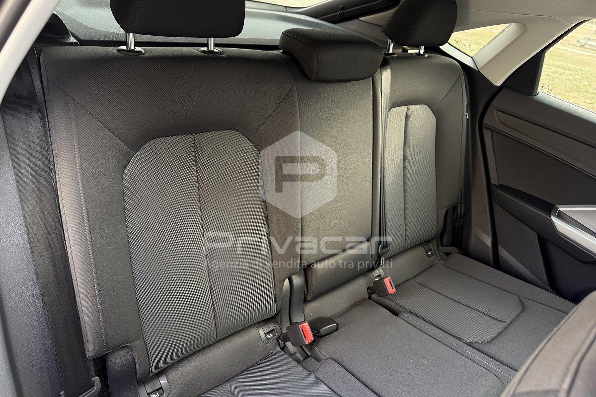 AUDI Q3 SPB 35 TFSI S tronic Business Plus