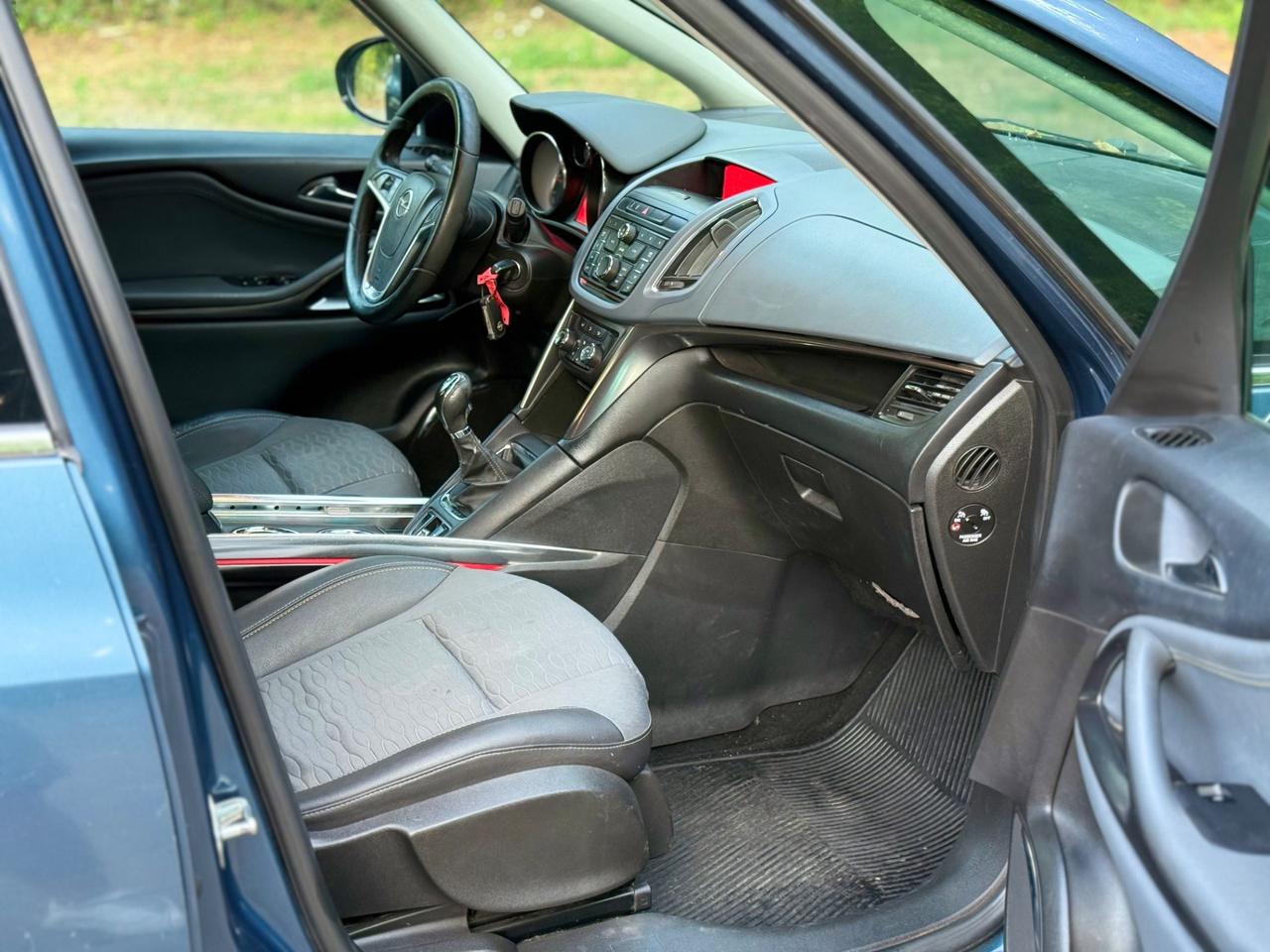 Opel Zafira Tourer 2.0 CDTi 130CV Cosmo