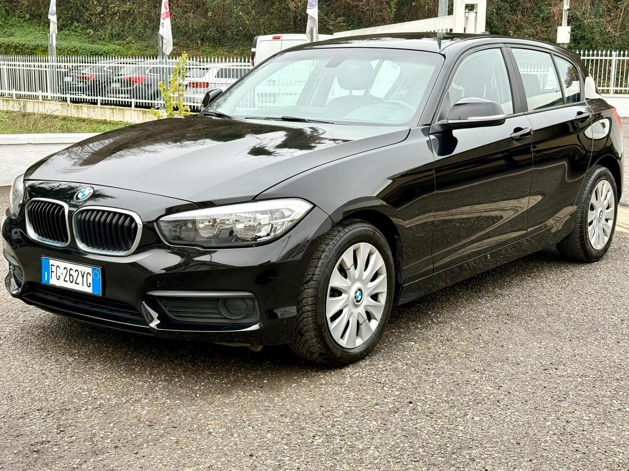 Bmw 116 116d 5p. Automatica Sport