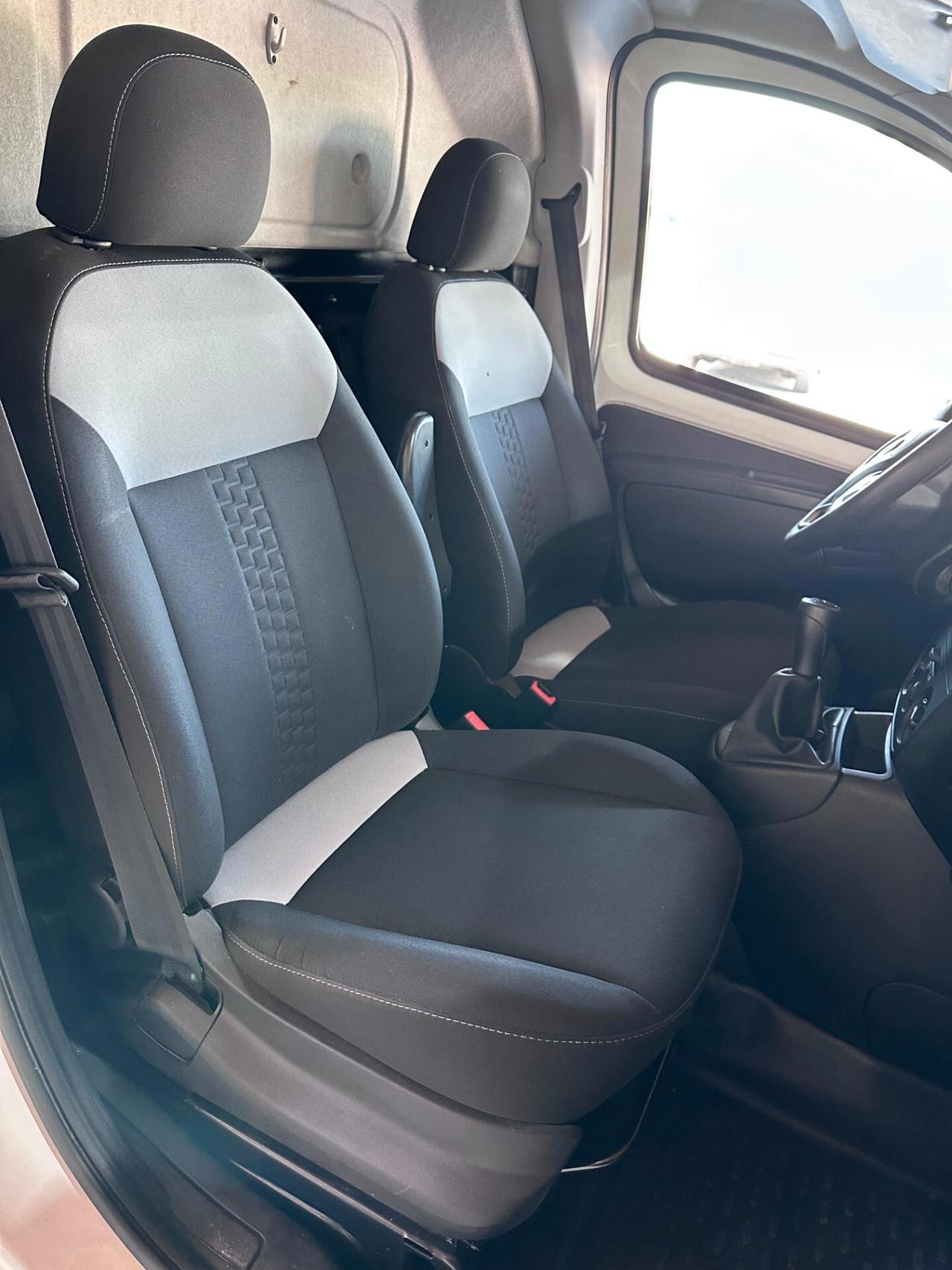 Fiat Fiorino 1.3 MJT 95CV Cargo SX