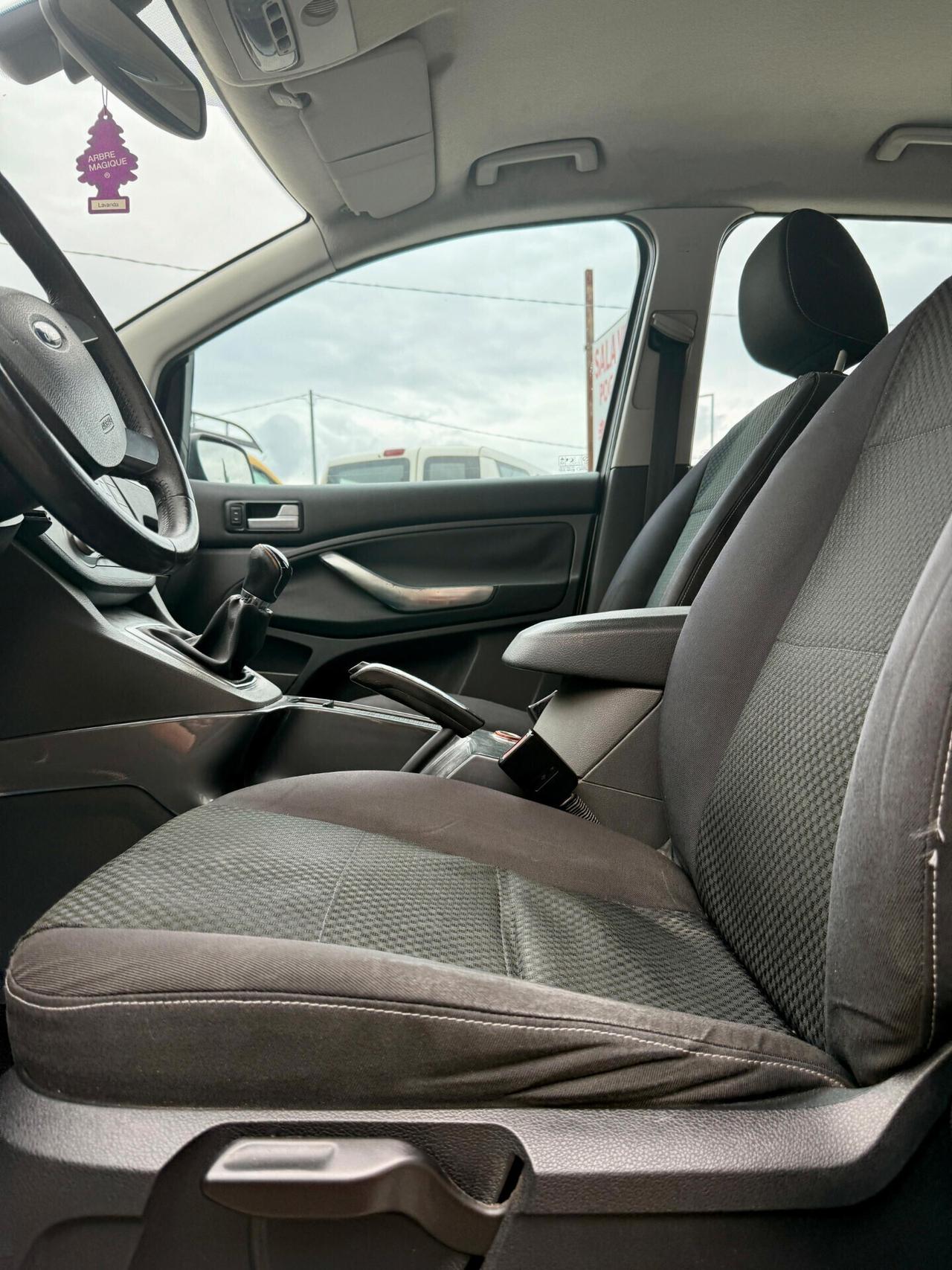 Ford C-Max 1.8 TDCi 115 CV Titanium