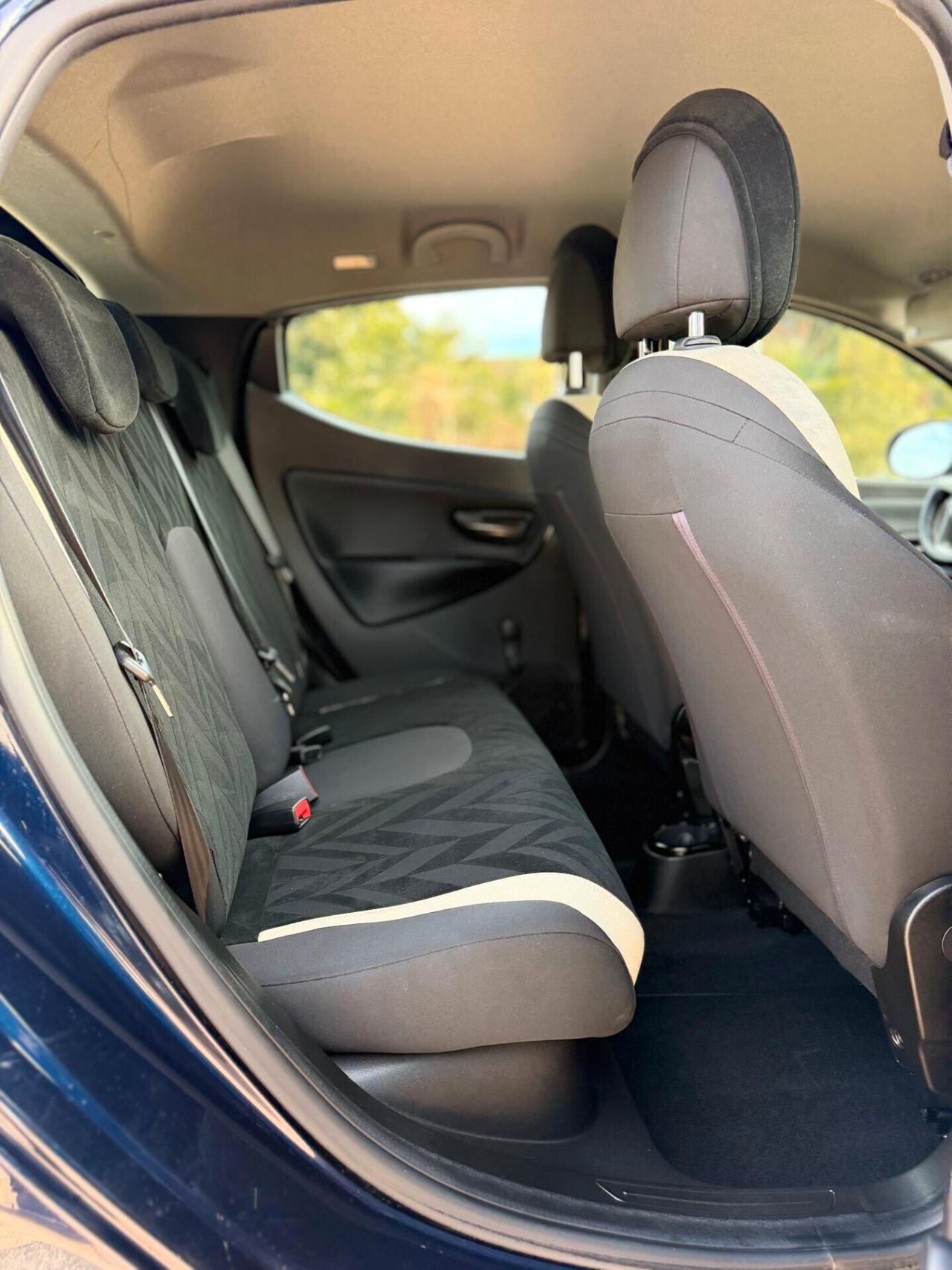 Lancia Ypsilon 1.2 69 CV 5 porte GPL Ecochic Platinum