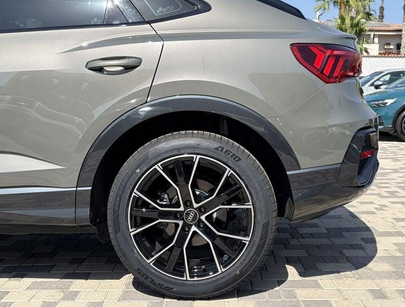 Audi Q3 SPB Business 2.0 TDI 150CV S-Tronic 35