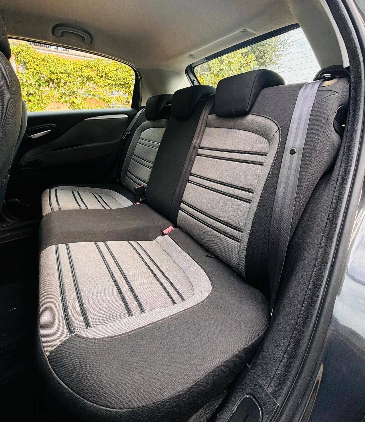 Punto 1.2 8v 5 porte lounge