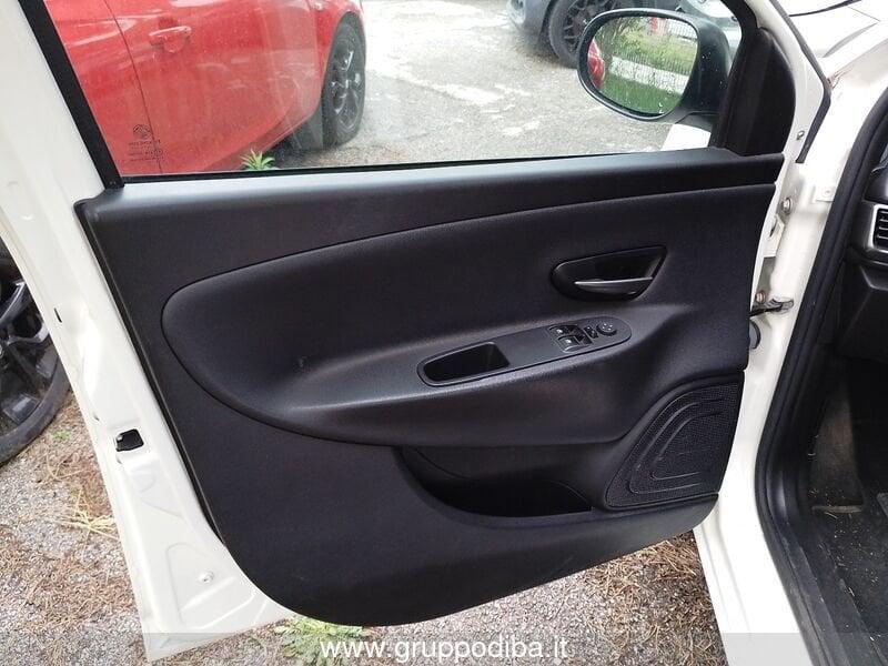 Lancia Ypsilon III 2011 Benzina 0.9 t.air S MomoDesign s&s 85cv dfn E6