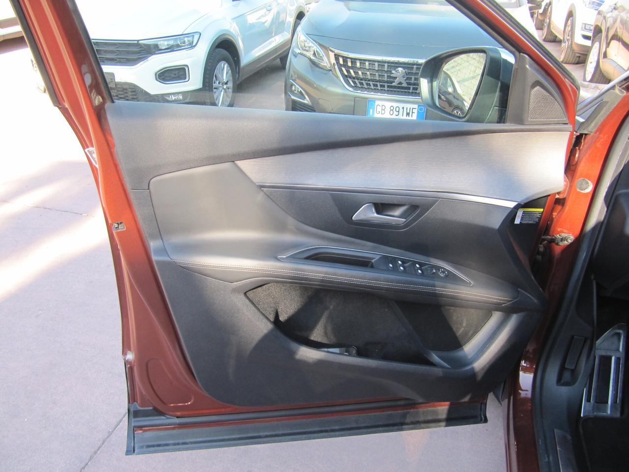 Peugeot 3008 BlueHDi 180 S&S EAT6 GT - automatico