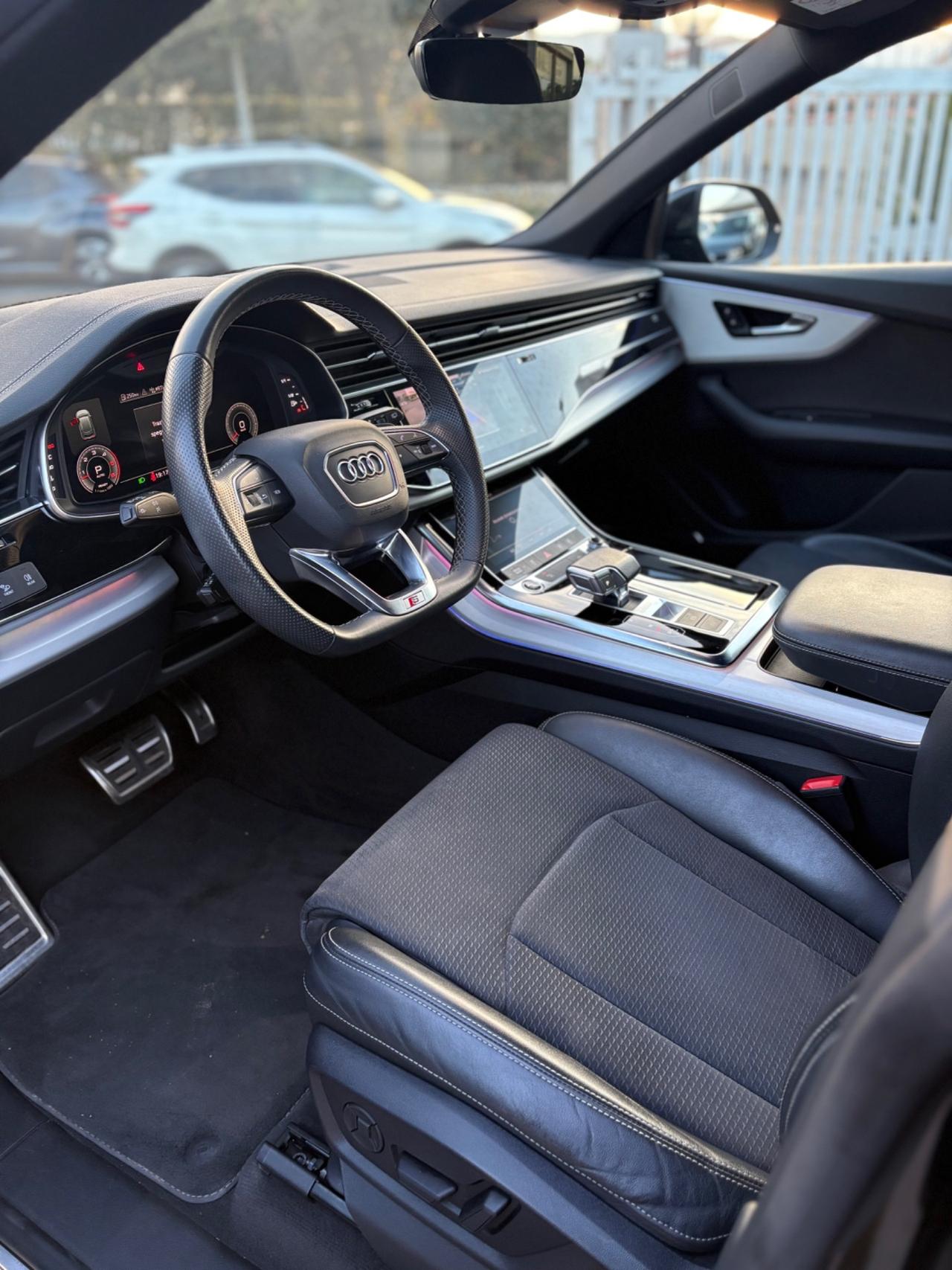 Audi Q8 50 TDI 286 CV quattro tiptronic Sline