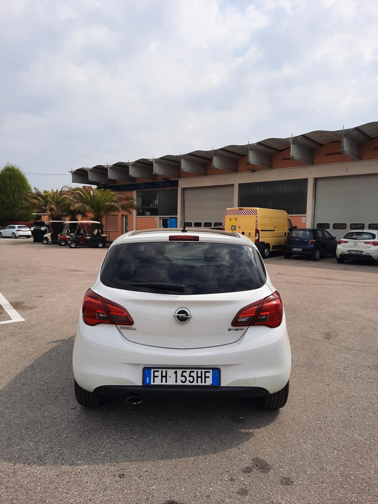 Opel Corsa 1.2 5 porte Innovation OK NEOPATENTATI