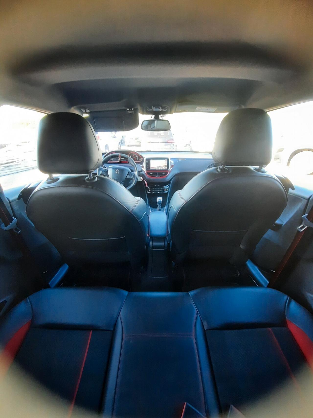 Peugeot 208 1.6 THP 200 CV 3 porte GTi